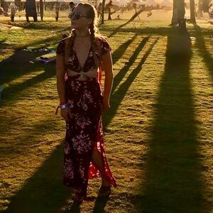 Floral Cutout Maxi Dress - Burgundy Pink Prints